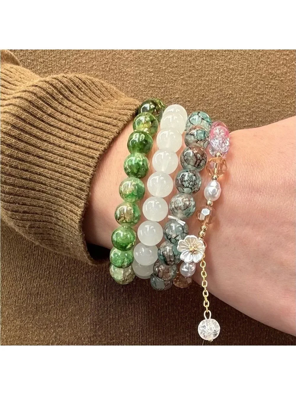 0103. Elegant Green and White Glass Beaded Bracelet Set